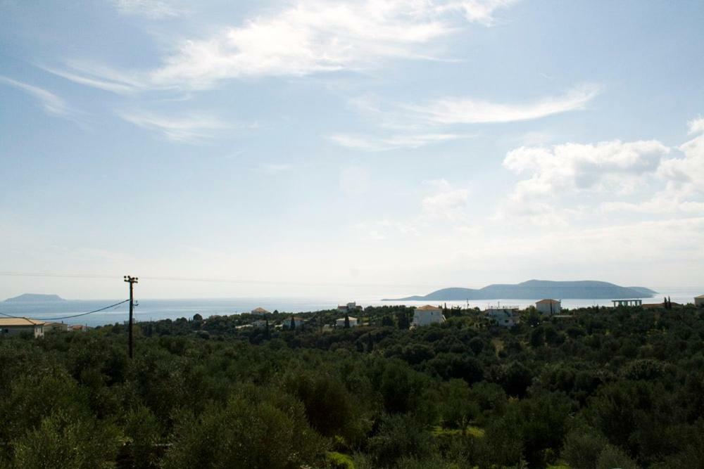 Liofyto - Stylish Villa With Views To Foinikounda Bay Kamária Exterior foto