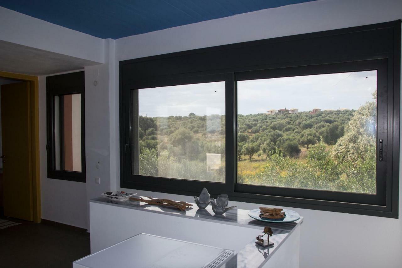 Liofyto - Stylish Villa With Views To Foinikounda Bay Kamária Exterior foto